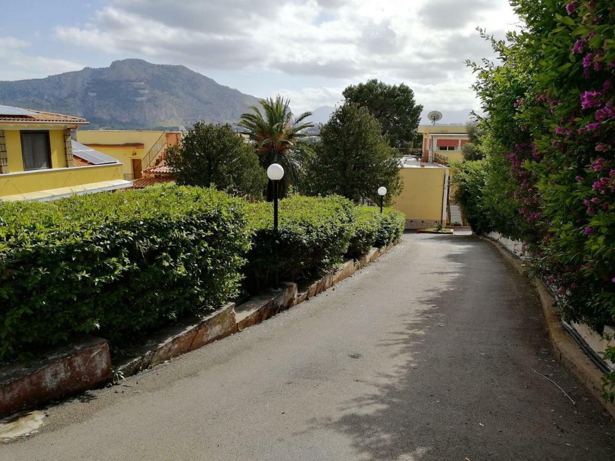 ホテル Great Sicily モンデッロ エクステリア 写真
